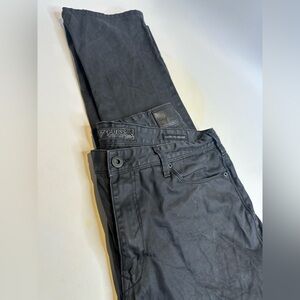 GUESS Men's Black Slim Straight Jeans